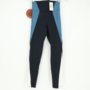 Heroine Sport Black Denim Gloss White Gym Leggings NWT Flawed Size Small‎